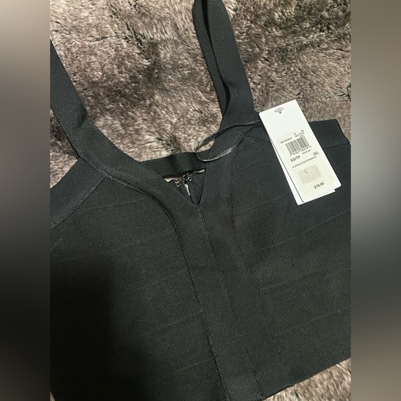 BNWT GUESS Sexy Mirage Cutout Ottoman Top. - Picture 4 of 8